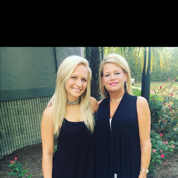 Meet your Posher, Sharon - Picture 2 of 6